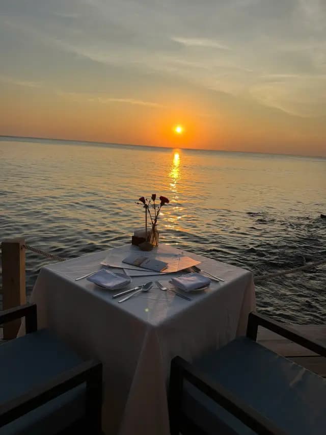 Gallery side image 2